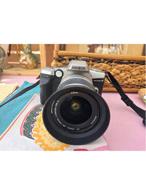 Minolta Maxxum 4 Film Camera with AF Zoom 28-70mm D Macro Lens Works